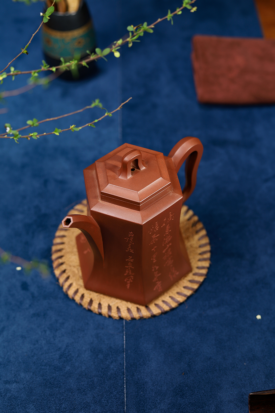 庄玉林制六方珏智壶(谭泉海装饰)