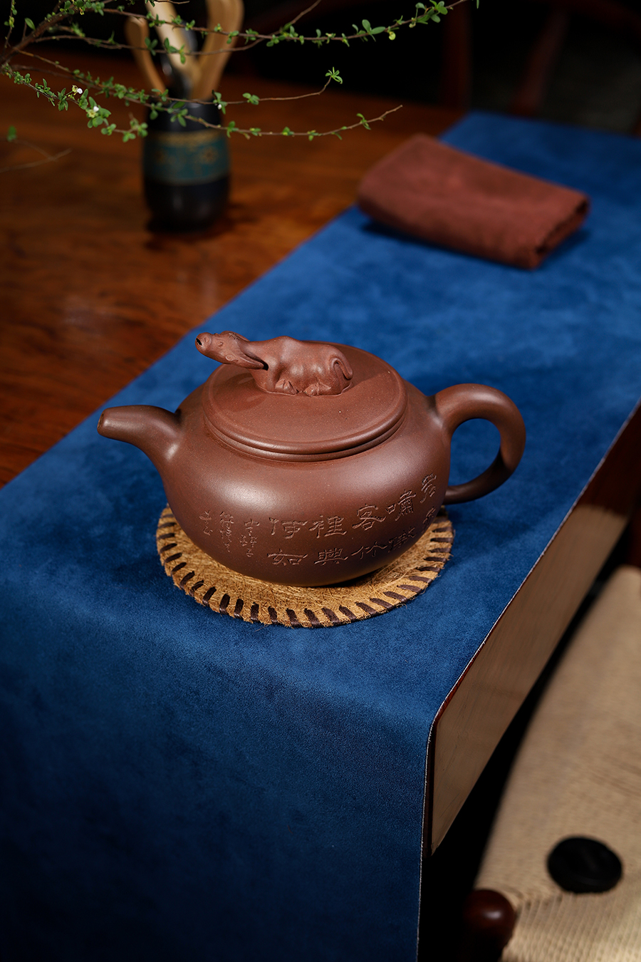 吴云根制大犀尊壶