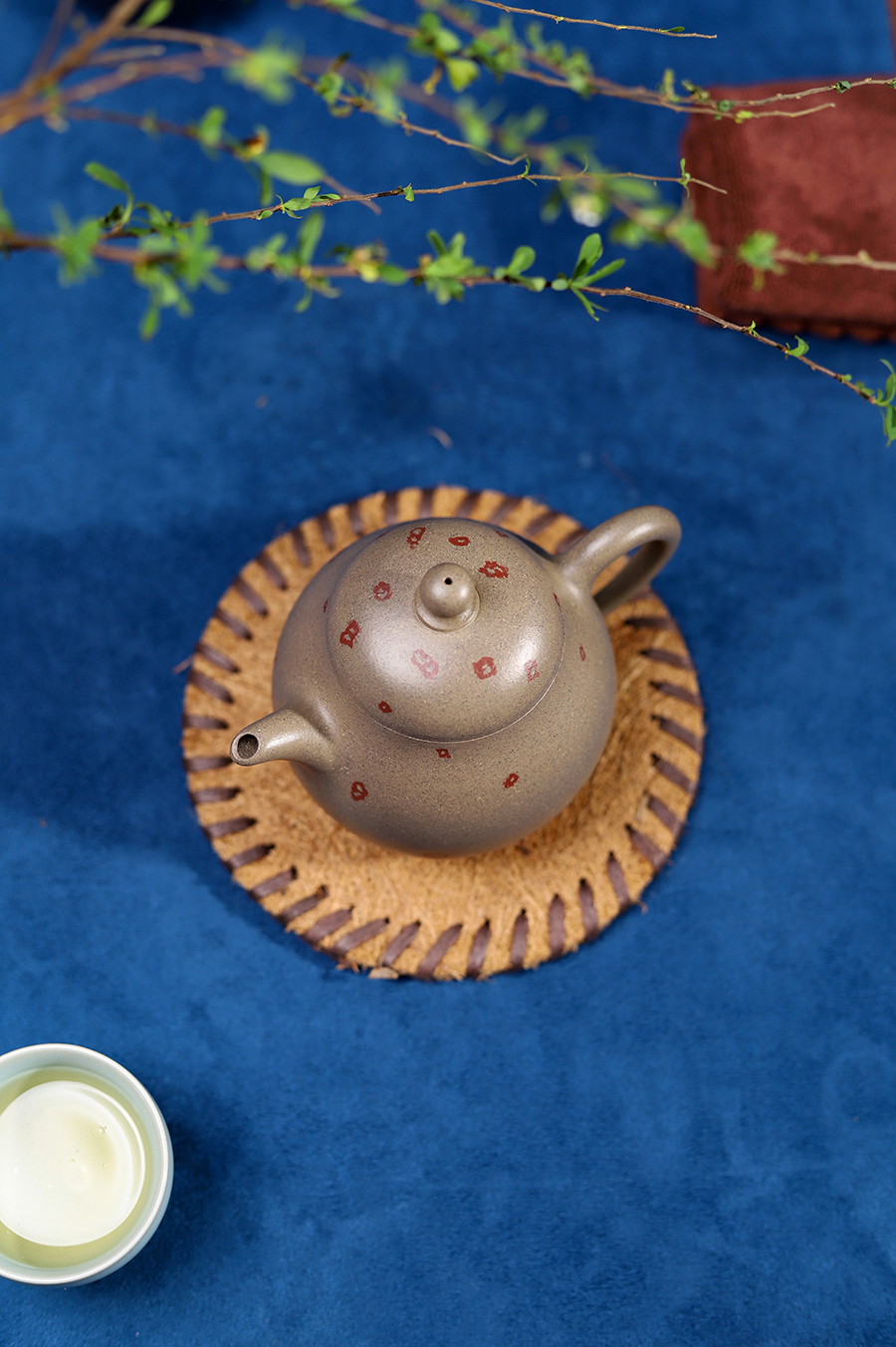 恽志培全手工制梨花壶