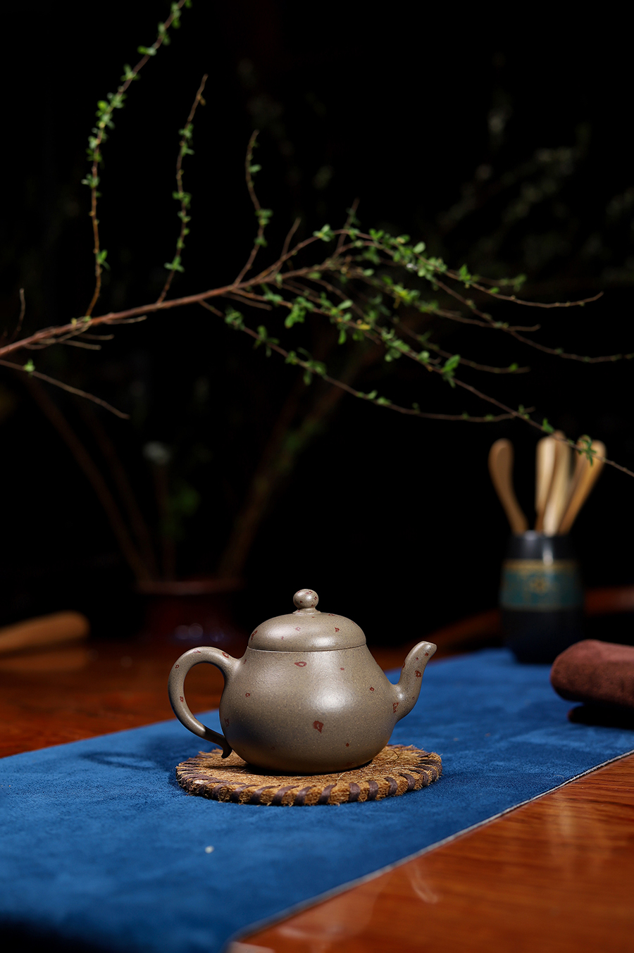 恽志培全手工制梨花壶