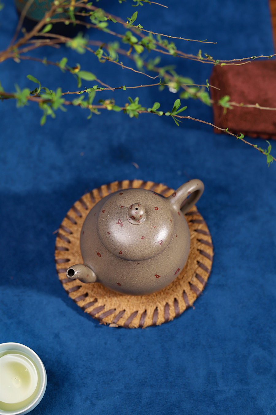 恽志培全手工制梨花壶