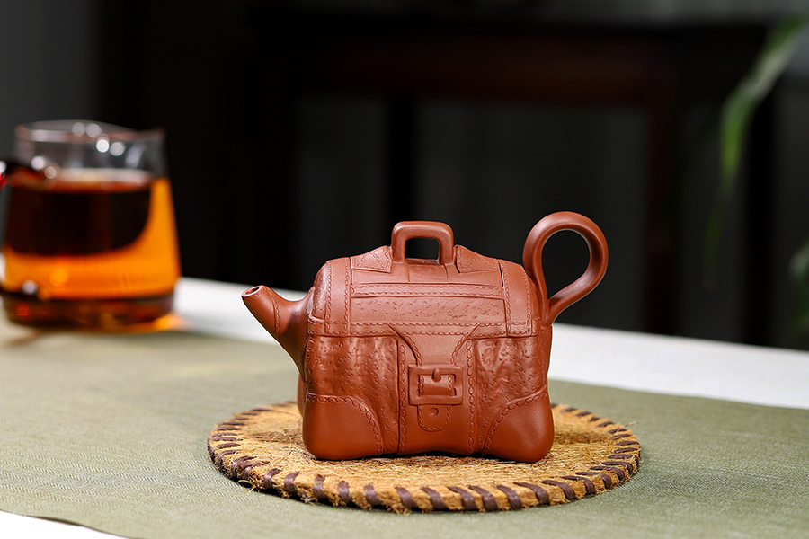 史小明制皮包壶