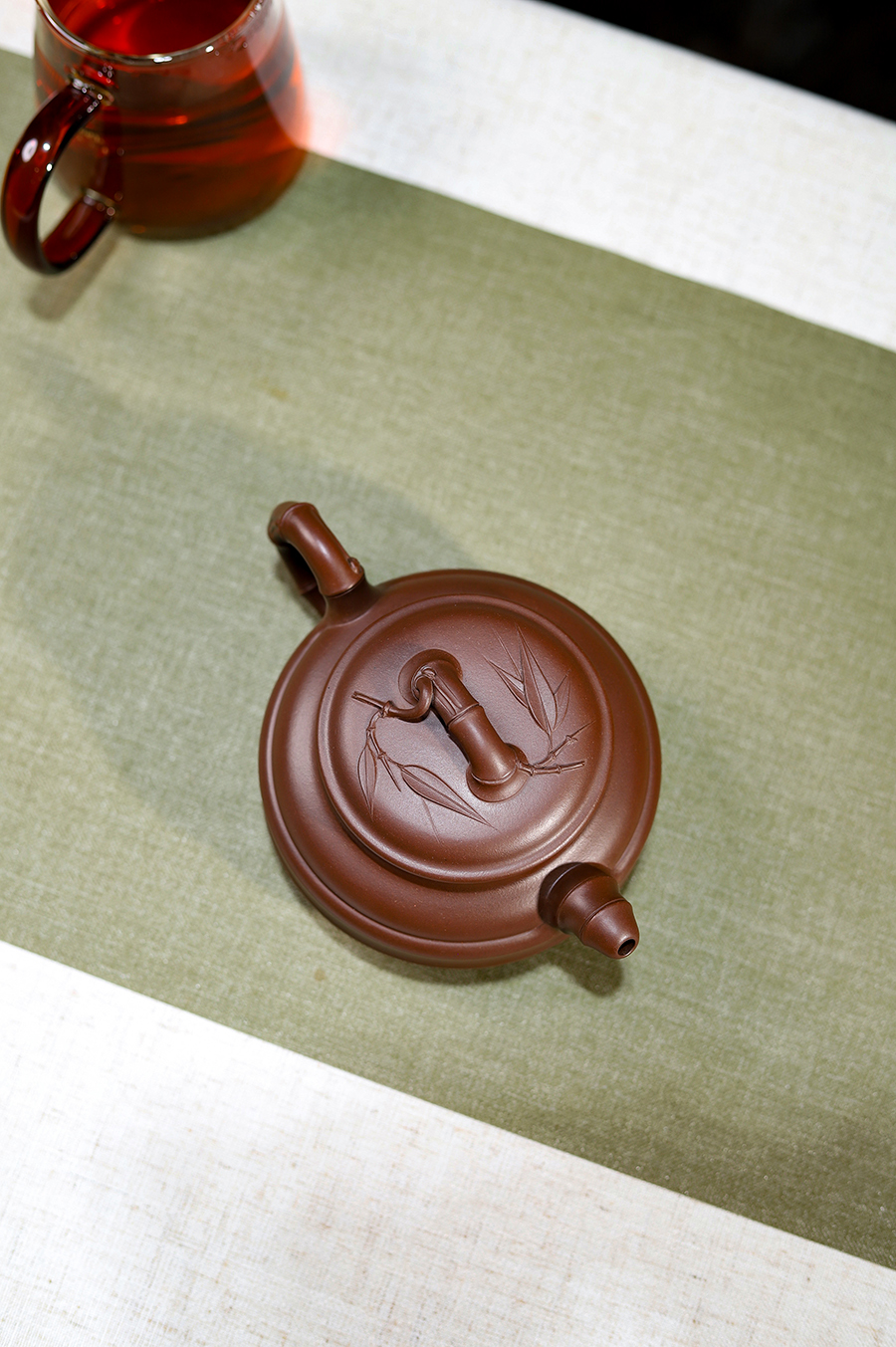 李碧芳制双线竹鼓壶