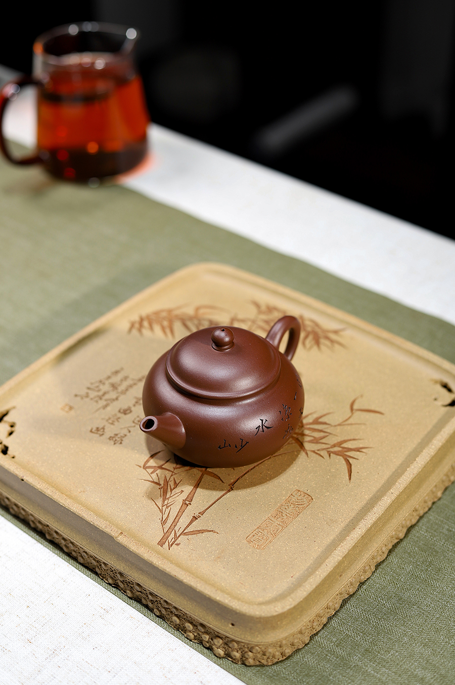 江建翔制全手少山壶(顾跃鸣刻)