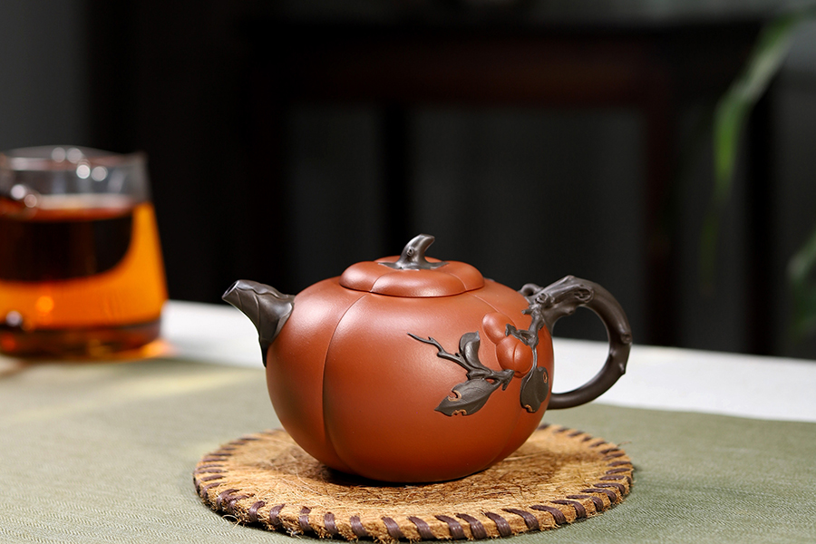 姚志源制丹柿壶