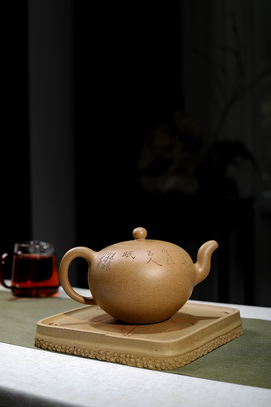 季益顺全手工制一粒珠壶(何家英书画·鲍志强刻)