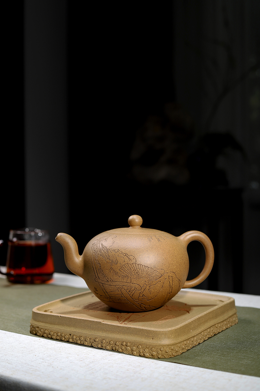 季益顺全手工制一粒珠壶(何家英书画·鲍志强刻)