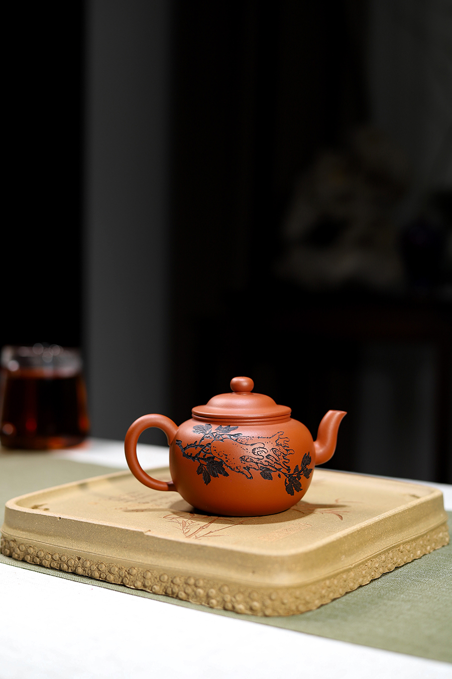 王奋良制德圆壶(谭泉海铭)