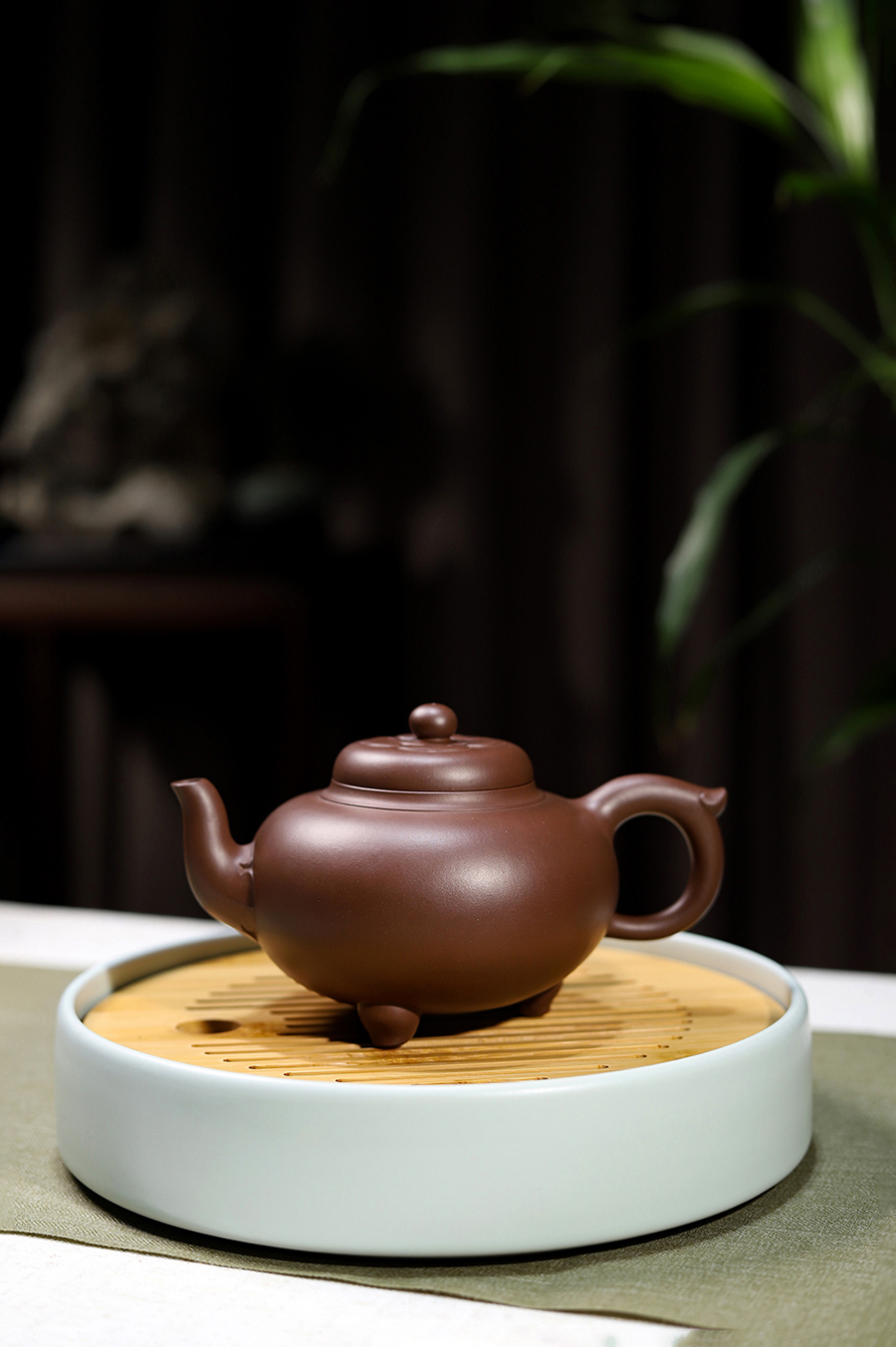 汪寅仙监制姚志泉制如意三足炉壶