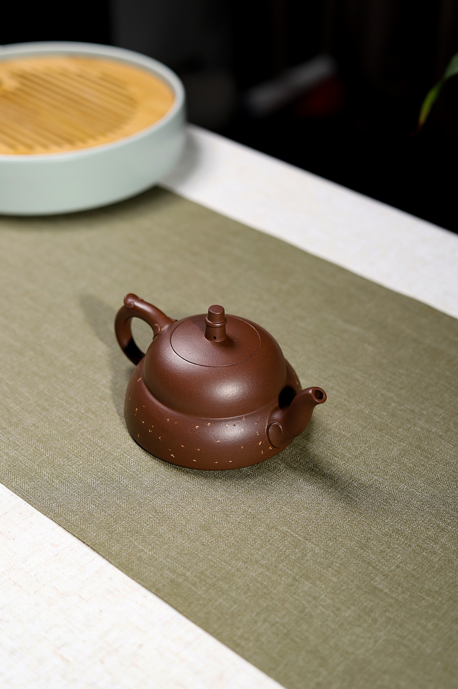 李寒勇制笠帽壶