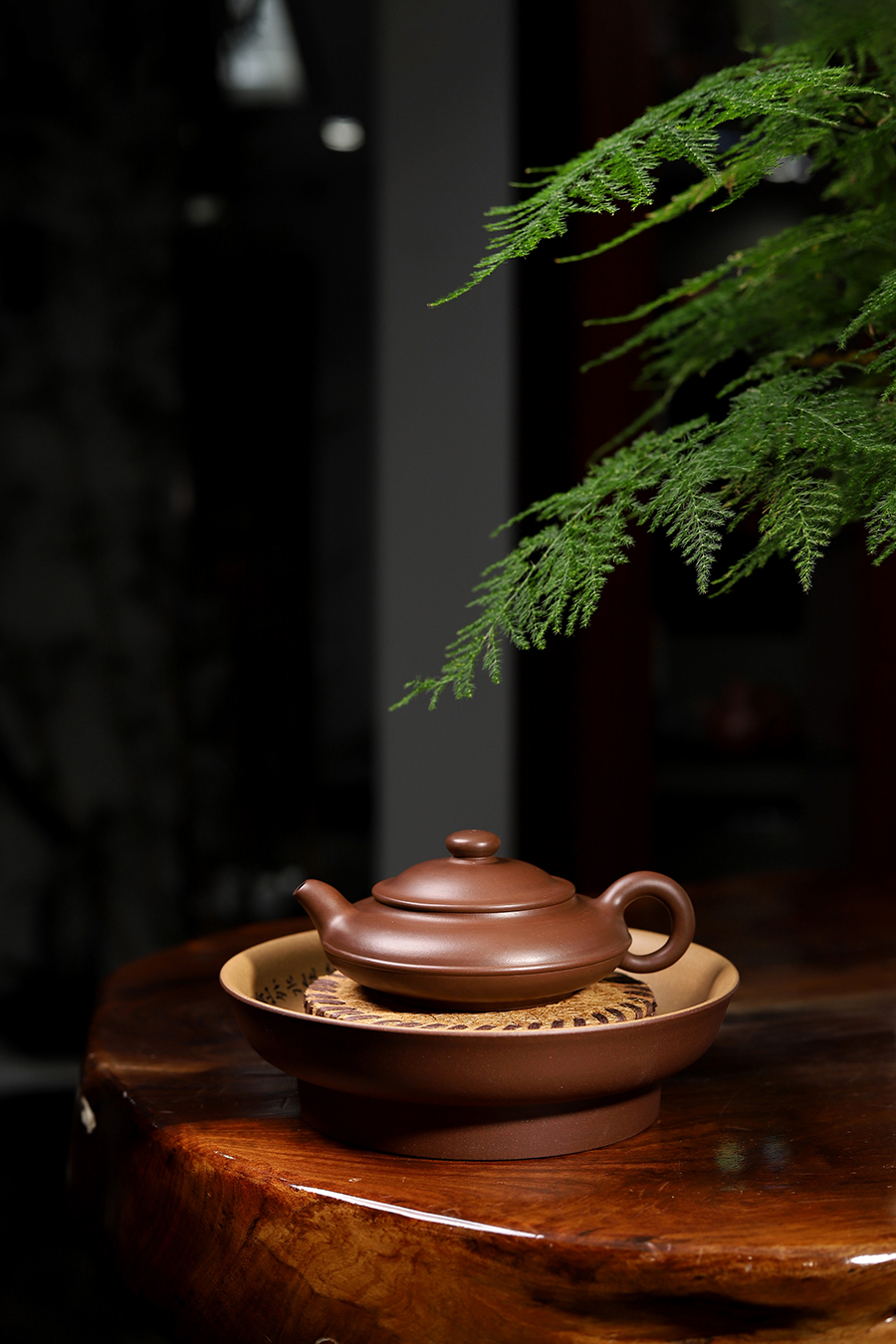 王石耕制线圆套壶