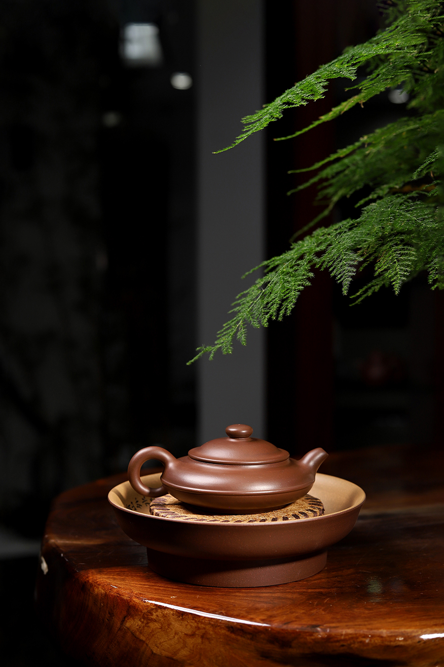 王石耕制线圆套壶