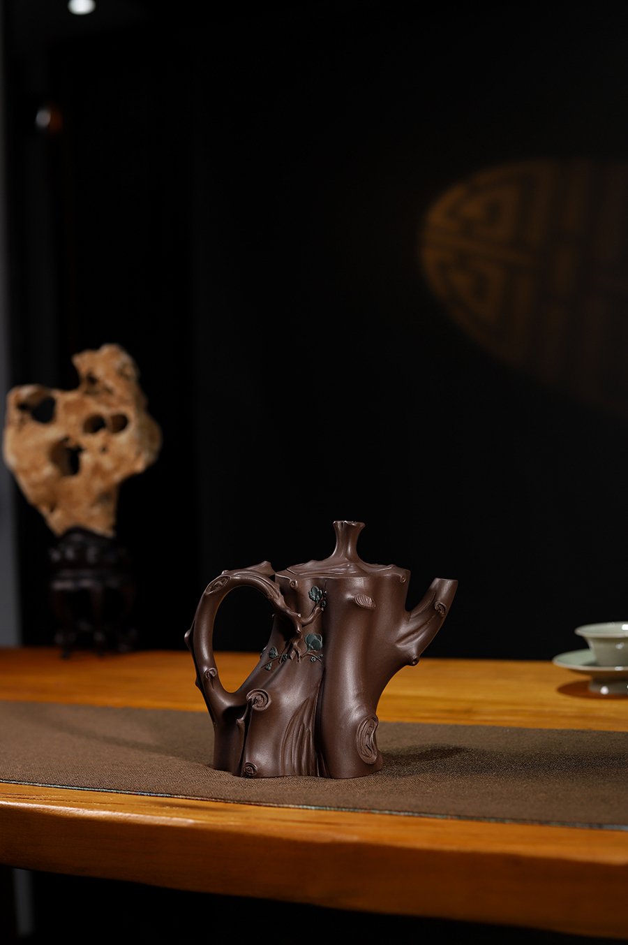 范洪泉制大梅桩壶