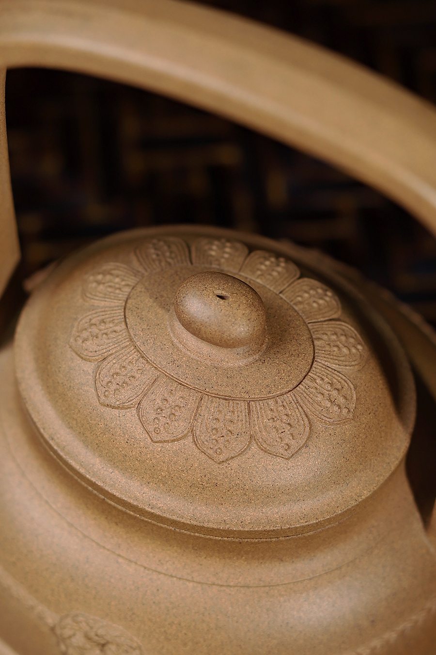 徐汉棠制裙花提梁壶