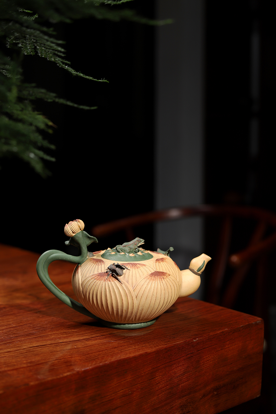 高建芳制盛世荷花壶