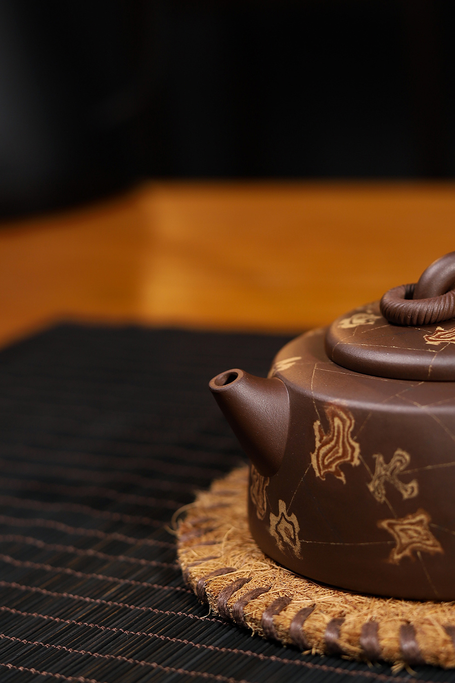 吕俊杰制金丝铁线壶