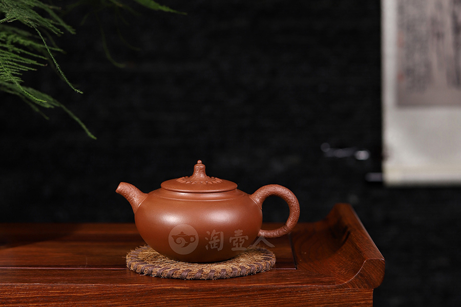 葛明仙制春蕾壶