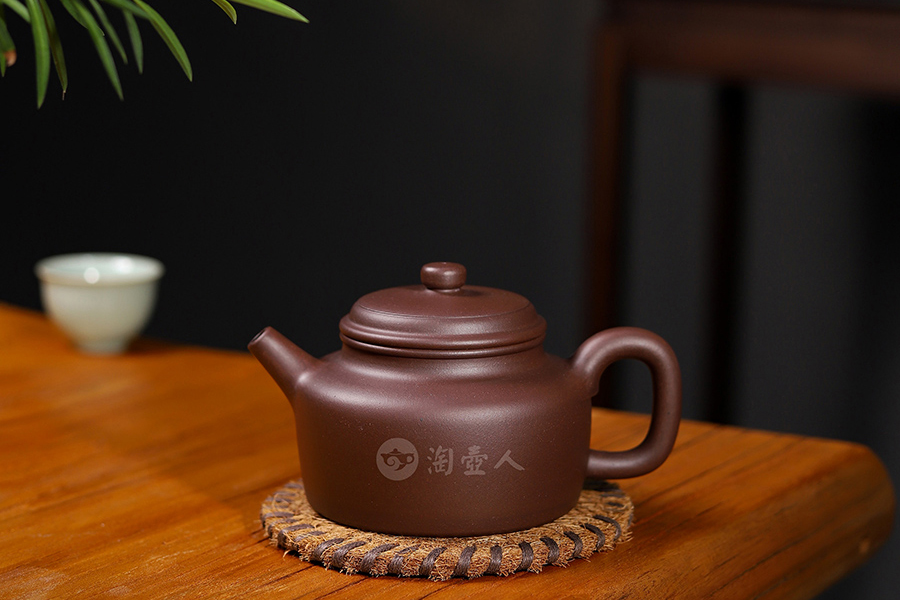 周夏全手工制德钟壶