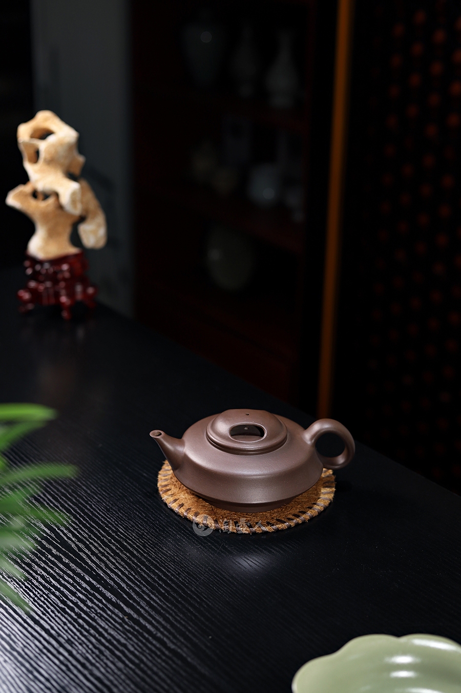 顾绍培制牛盖合璧壶