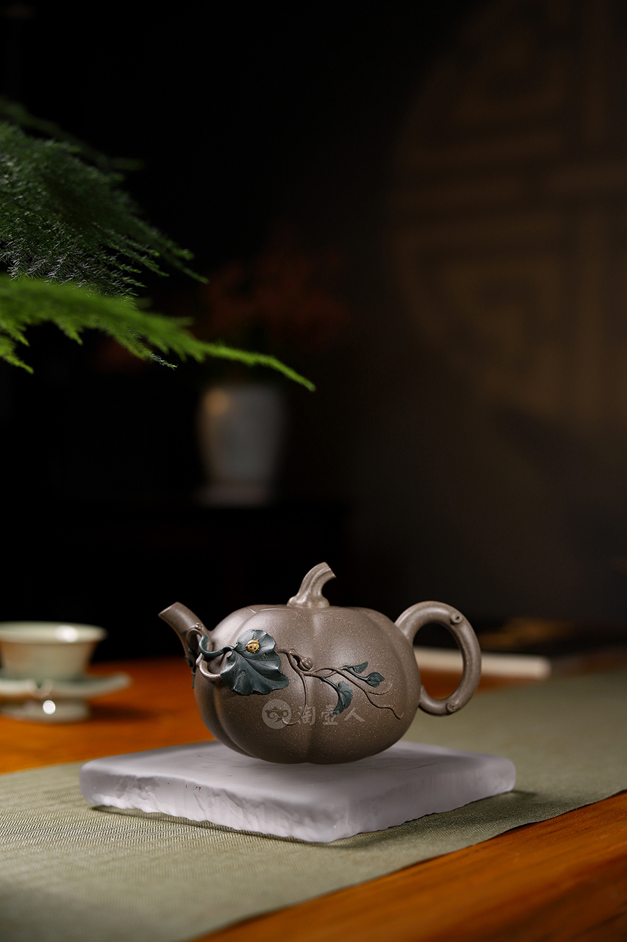 范萍全手工制薄胎瓜蔓壶