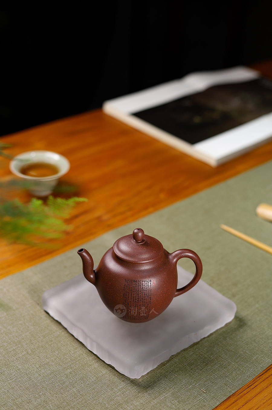 鲍健全手工制高灯壶(许文君精刻)