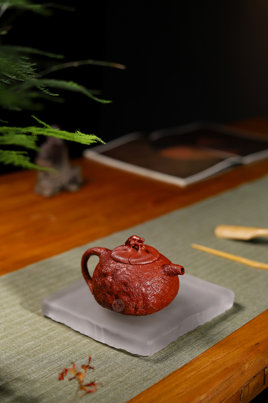 朱颖樱制螭龙供春壶
