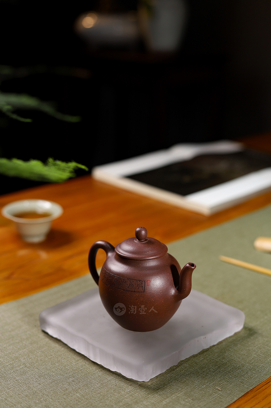 鲍健全手工制高灯壶(许文君精刻)