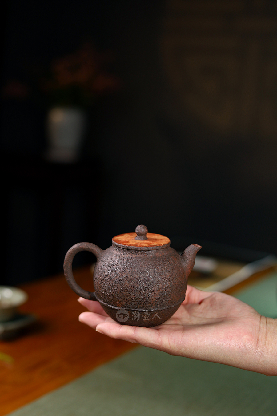 衍古造器制玉立壶(仿铁壶系列)