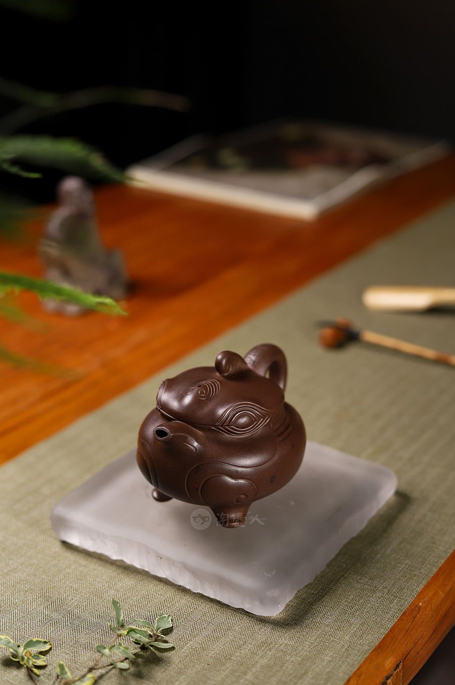 徐秀棠制灵豹壶