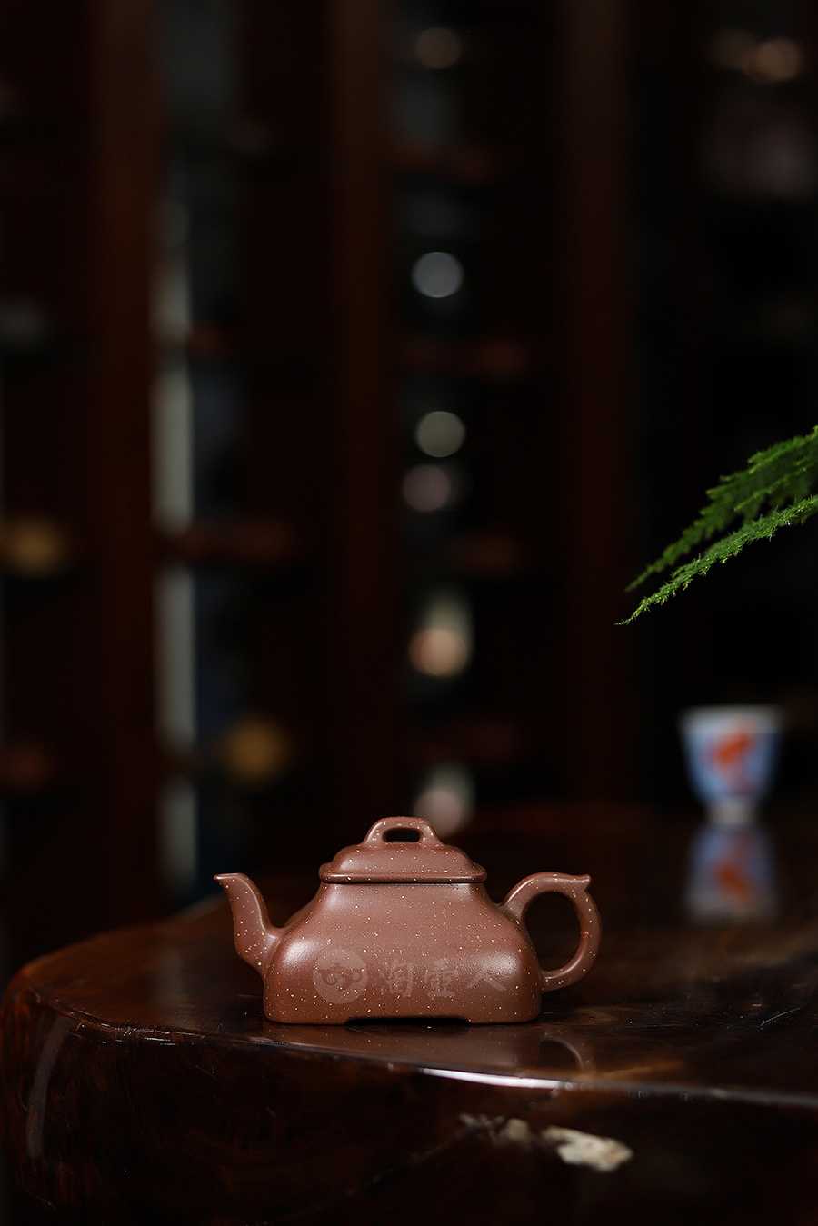 戴达全手工制方丞壶(薄胎点砂)