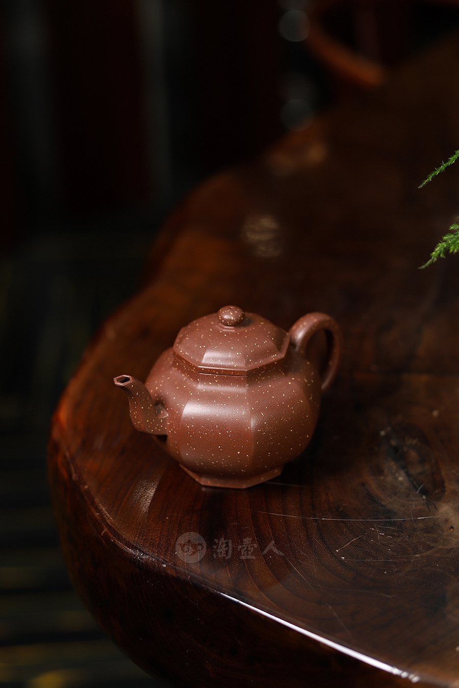 戴达全手工制八方宫灯壶(薄胎点砂)