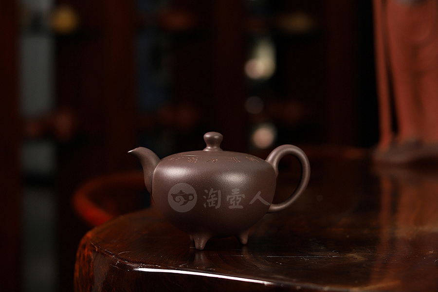 吴东元全手工制《三足乳壶·获奖作品》