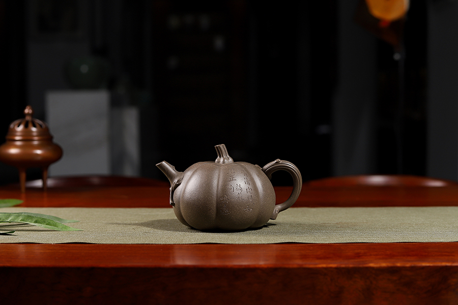 范萍全手工制薄胎鸣远南瓜壶