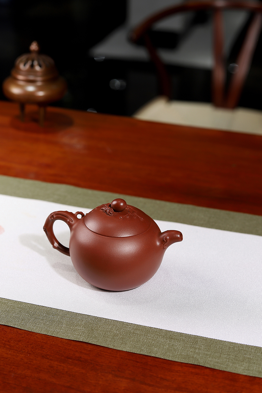 余淑琴全手工制《樱桃壶(薄胎)》