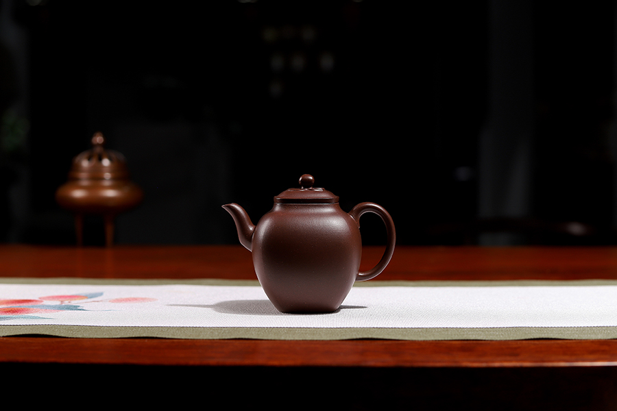 徐鸣浩全手工制《明式旋花橄榄壶》