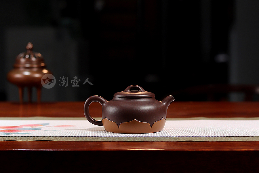 周妮全手工制《梵花壶》
