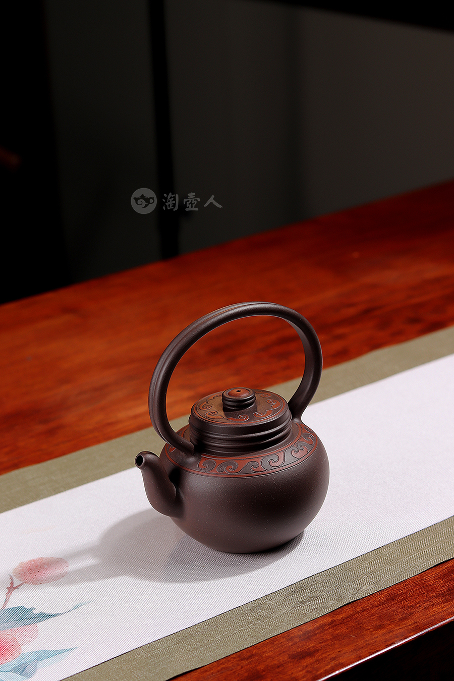 徐曲制《清风卷云提梁壶》