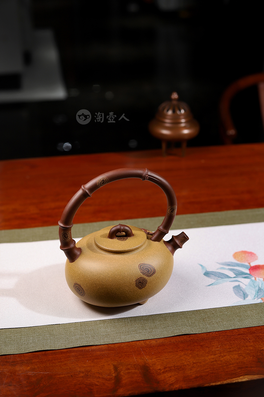堵江华制《清节凌风壶》