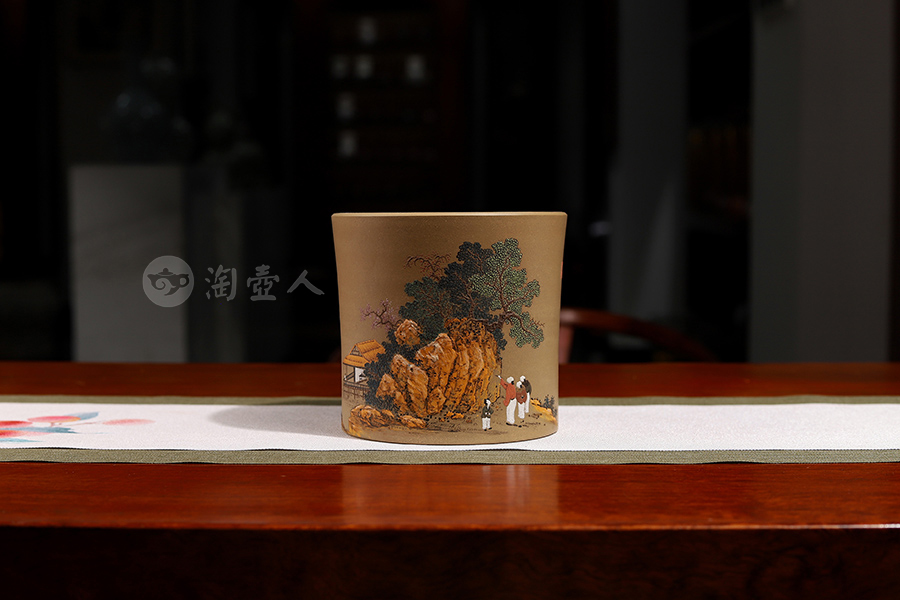 陈志云全手工制《笔筒(李丹阳泥绘)》
