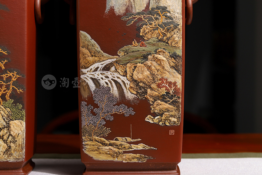 陈志云全手工制《四方狮耳尊对瓶(李丹阳泥绘)》