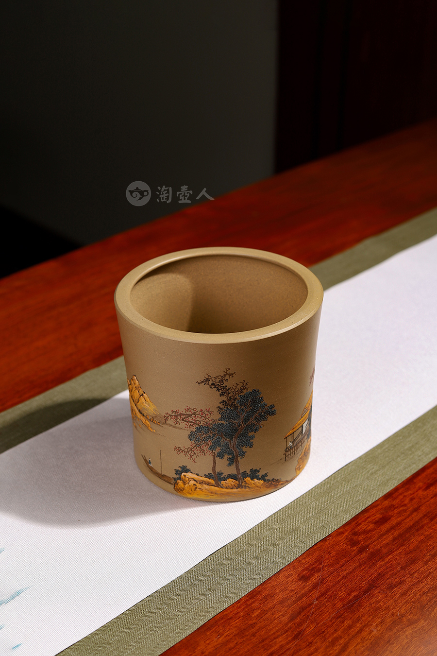 陈志云全手工制《笔筒(李丹阳泥绘)》