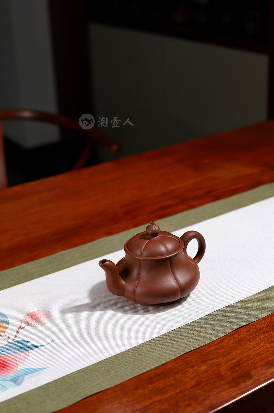 范洪泉制铭泉壶