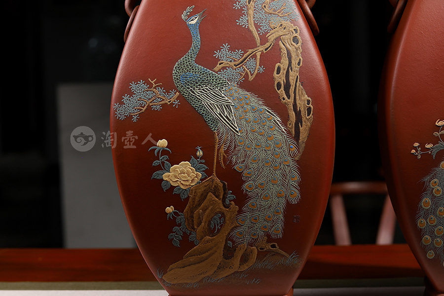 陈志云全手工制《鱼尾瓶(李丹阳泥绘)》