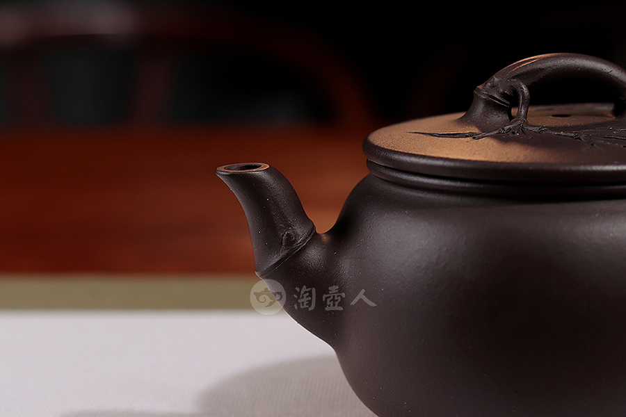 徐聪全手工制鼓竹壶