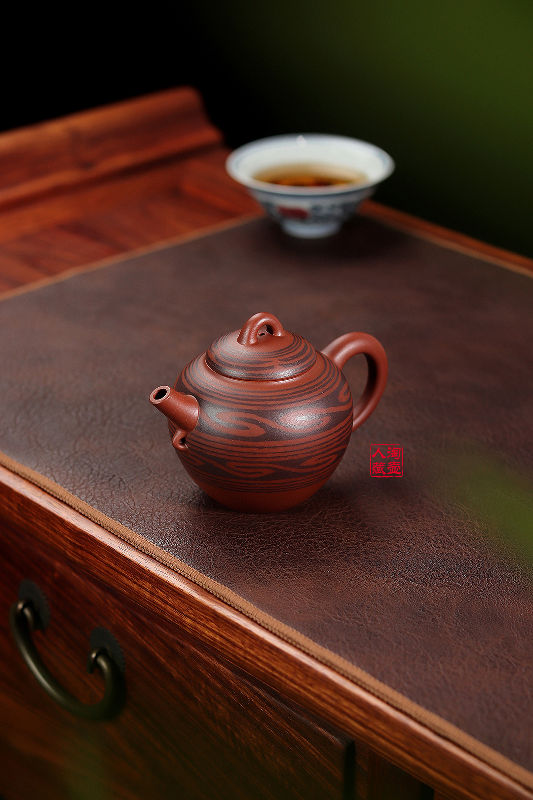 余伟辉紫砂壶《红山文化之陶韵淳源壶》赏析