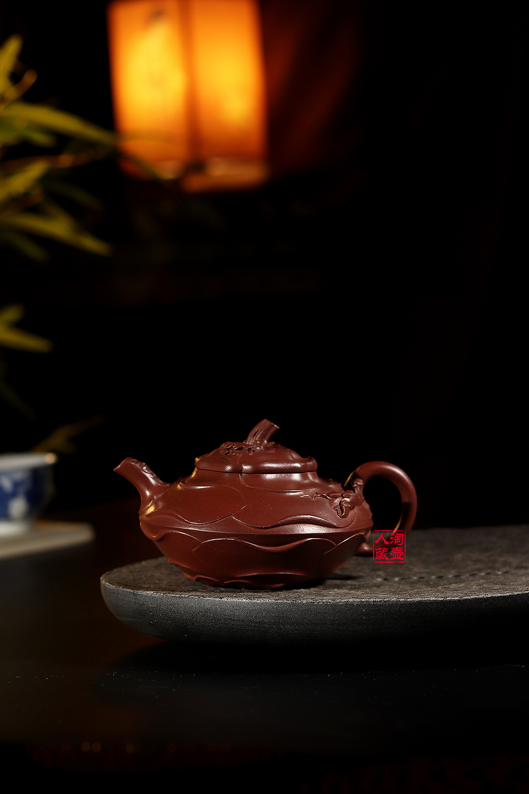 严强风卷葵紫砂壶赏析