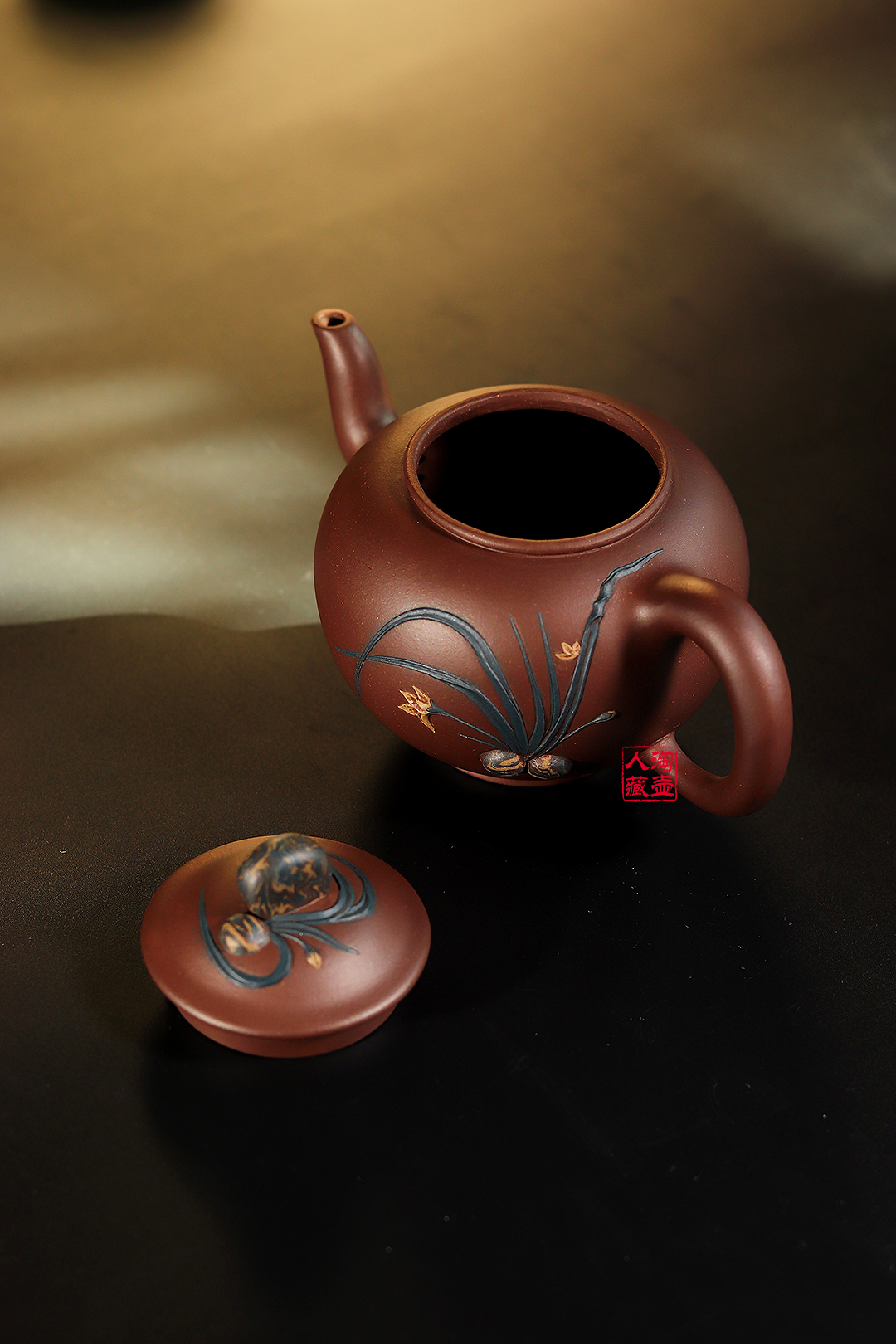 赵曦鹏春浓花开紫砂壶赏析