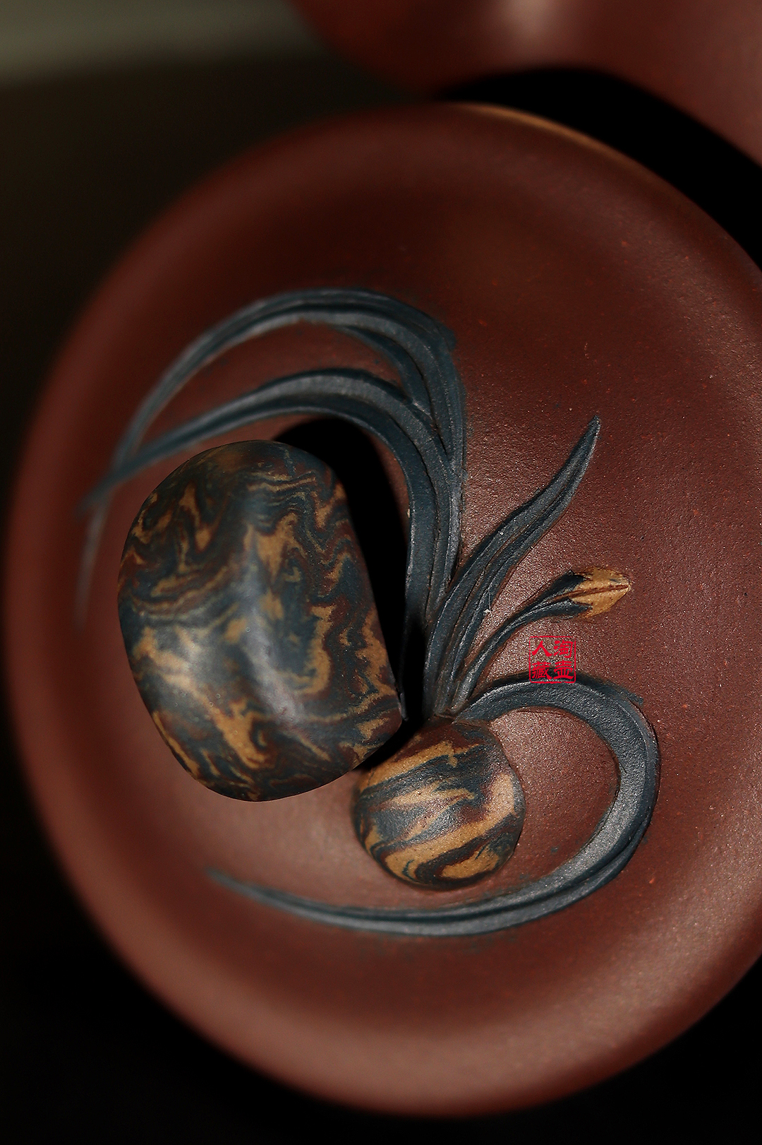 赵曦鹏春浓花开紫砂壶赏析