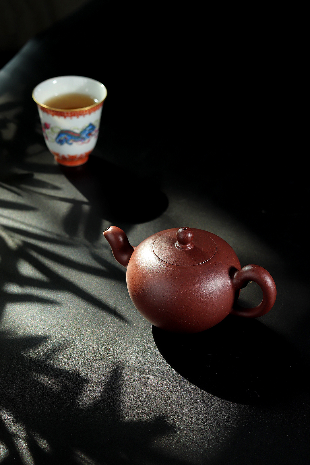 陈瀚柽紫砂壶《一粒珠》赏析