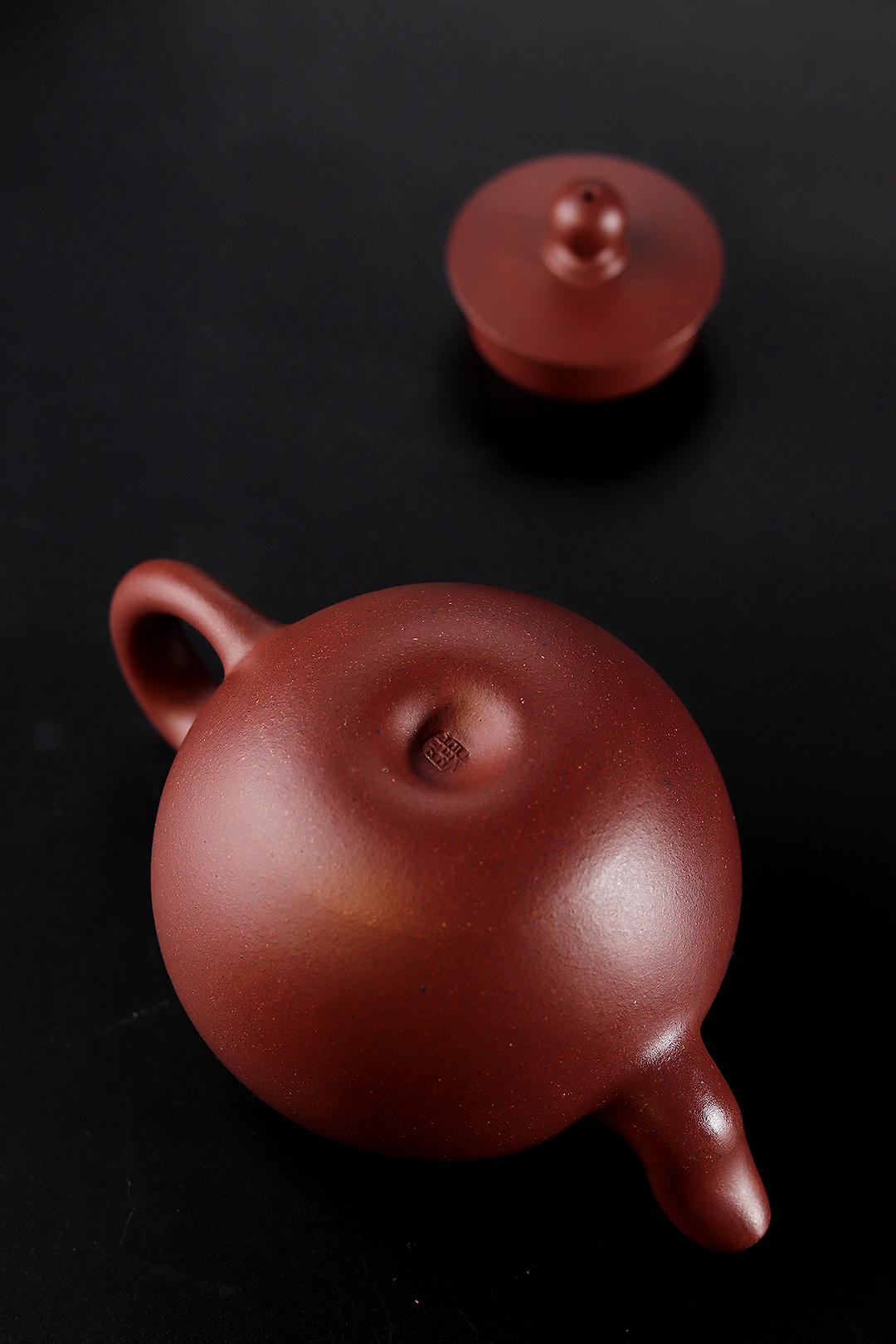 陈瀚柽紫砂壶《一粒珠》赏析